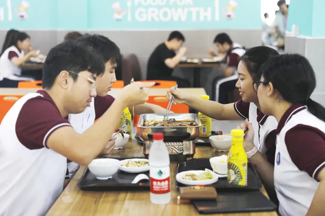 官宣 | 深圳新哲书院中餐厅正式成为“深圳市A级食堂”！